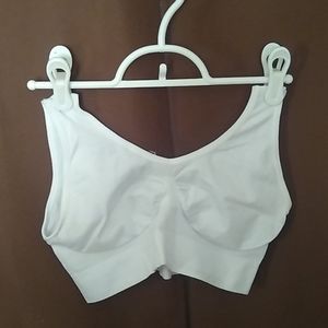 Thin stretchy sports bra